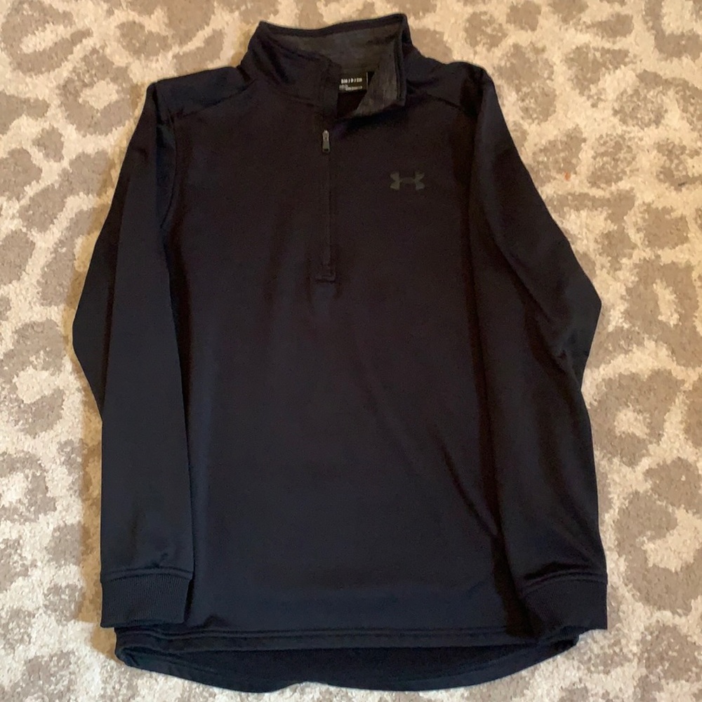 Men’s black UA quarter zip. Great condition! Adult small.